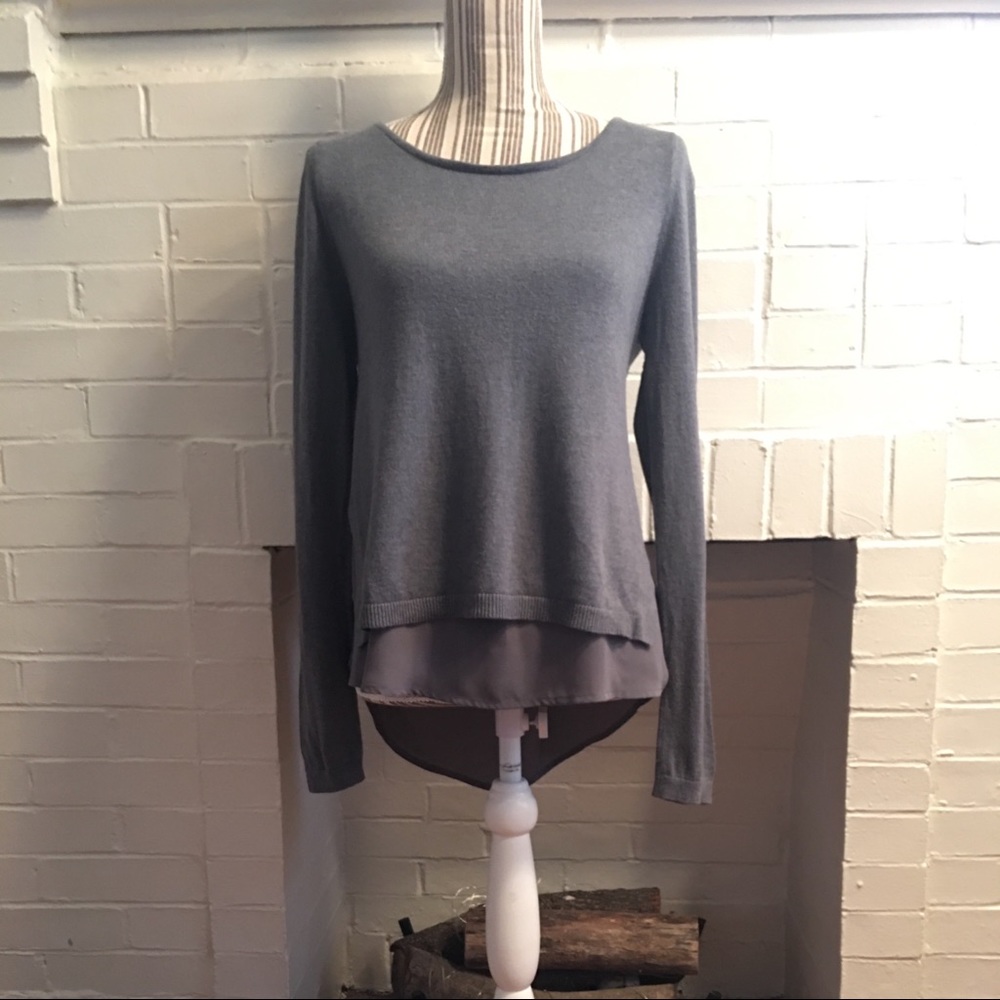 🤩The limited women’s mixed media sweater small